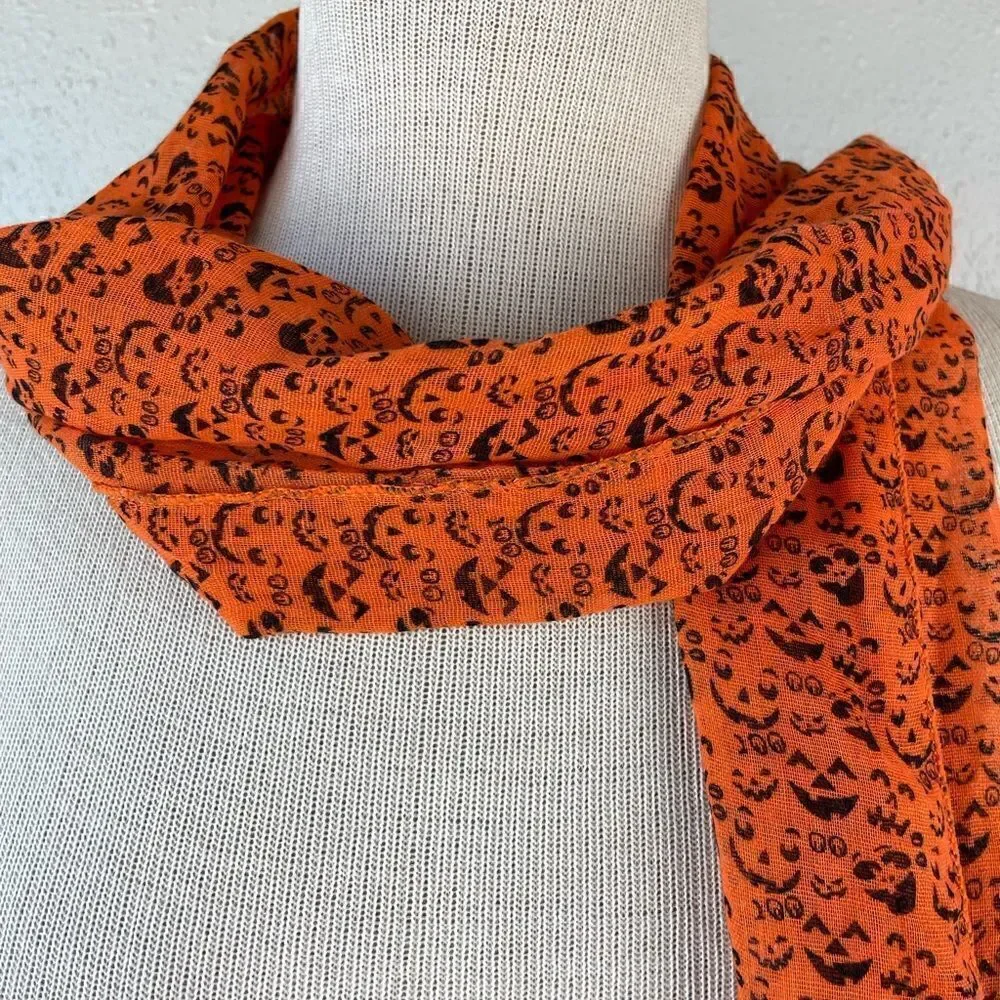 Jack O’Lantern Scarf EUC